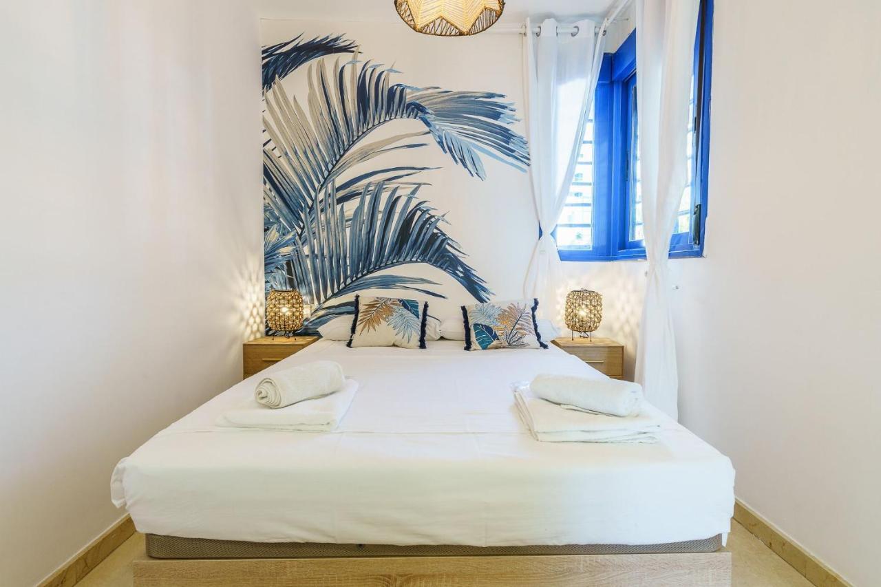 2Nd Line From The Beach , Seaviews + Parking &Pool 贝纳尔马德纳 外观 照片